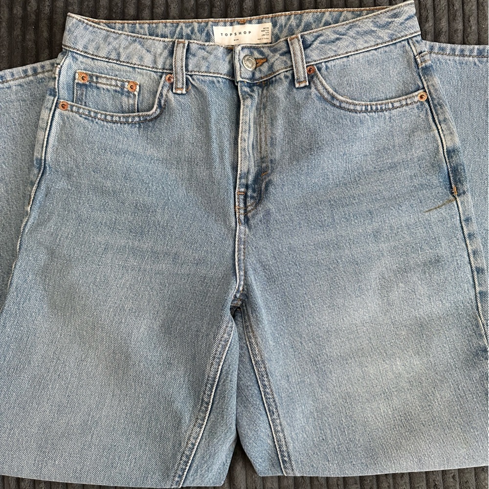 Topshop High Rise Mom Jeans - Light Blue - Size 28 - Length 28 - EUC